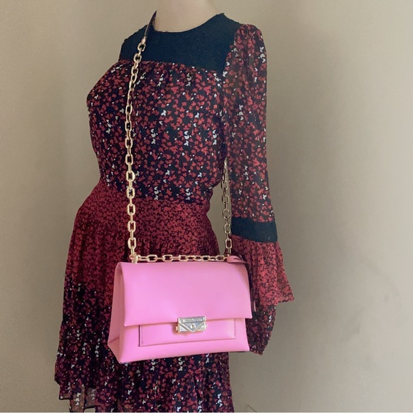 Michael Kors Cece Medium Shoulder Bag in tea rose - Picture 3 of 9